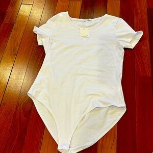 Mango Pop Body Suit short sleeve white medium new with tag